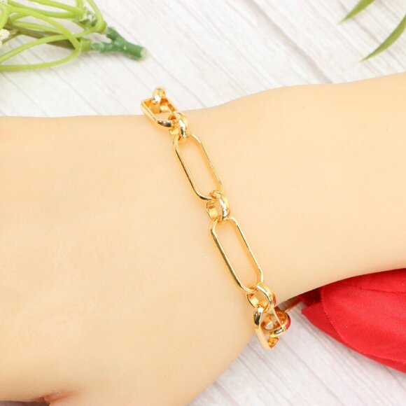 "Trendy Handmade Bracelet – A Thoughtful Gift for Girls & Women | UNVRC1569 - Picture 9 of 10